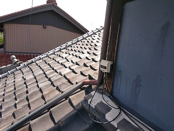 岐阜市で雨漏点検し瓦屋根にズレと一部割れを確認！瓦補修をご提案